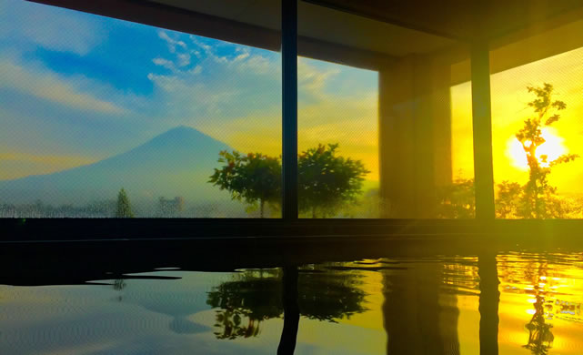 かめや旅館 富士山一望展望風呂の宿